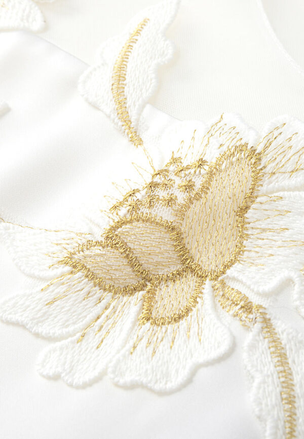 Appliqué Patchwork Puff-sleeve Top - Image 4